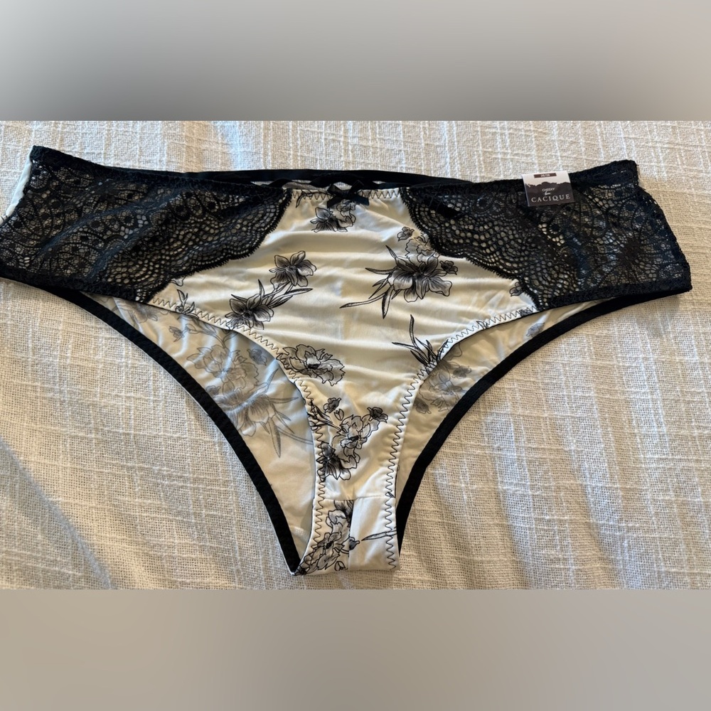 Cacique Black and Cream Lace Cheeky Panties, size 26/28